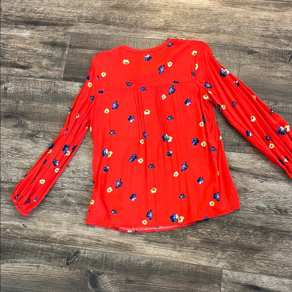 OLD NAVY Floral Red Women's Top - Picture 6 of 6